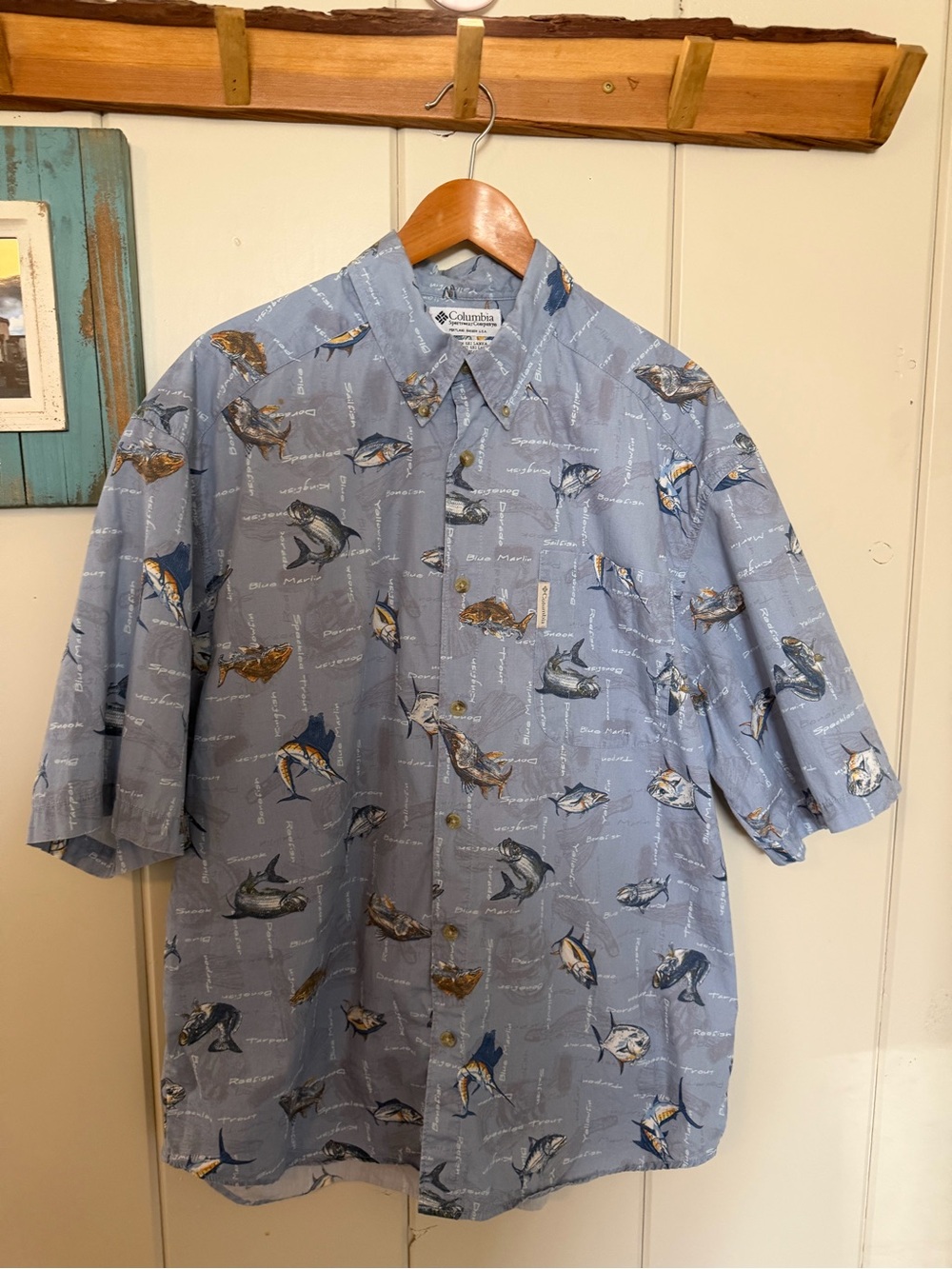 Columbia Mens L 2004 Fish Print Shirt Fishing AOP Y2K 100% Cotton Blue